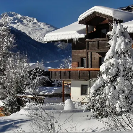 Eggenhofer 아파트